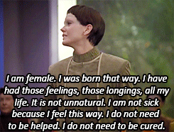 TNG 5x17 'The Outcast': An androgynous race prohibits any expression of gender, as it is viewed as 'primitive'.